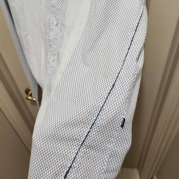 Hugo Boss dress shirt - Picture 7 of 9